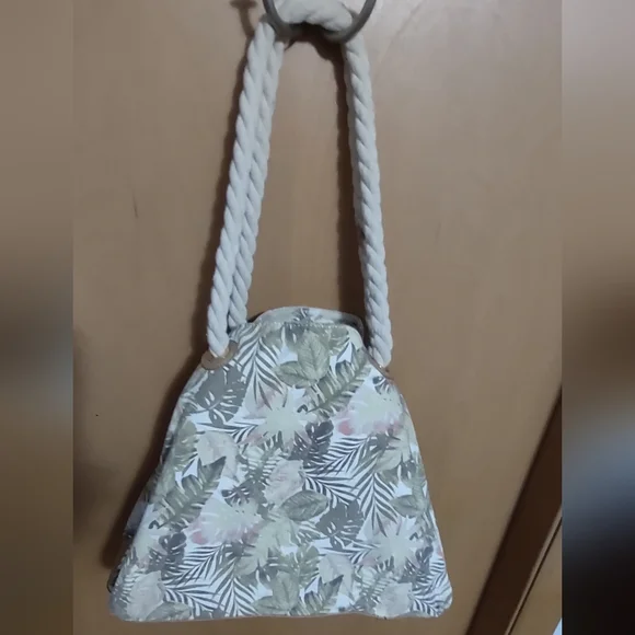 Canvas beach tote*** - Picture 4 of 9